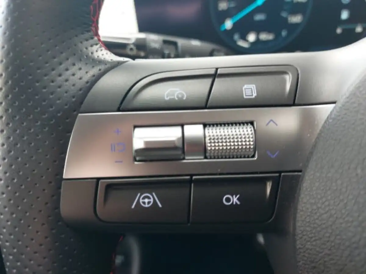 2024-hyundai-kona-16-t-gdi-n-line-s-198ps-big-12