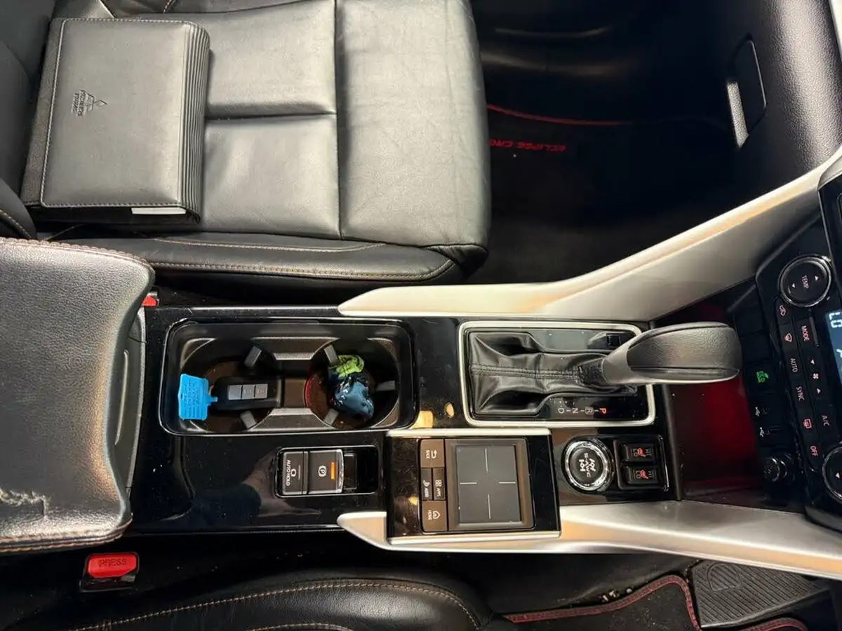 2018-mitsubishi-eclipse-cross-15-4-auto-big-17