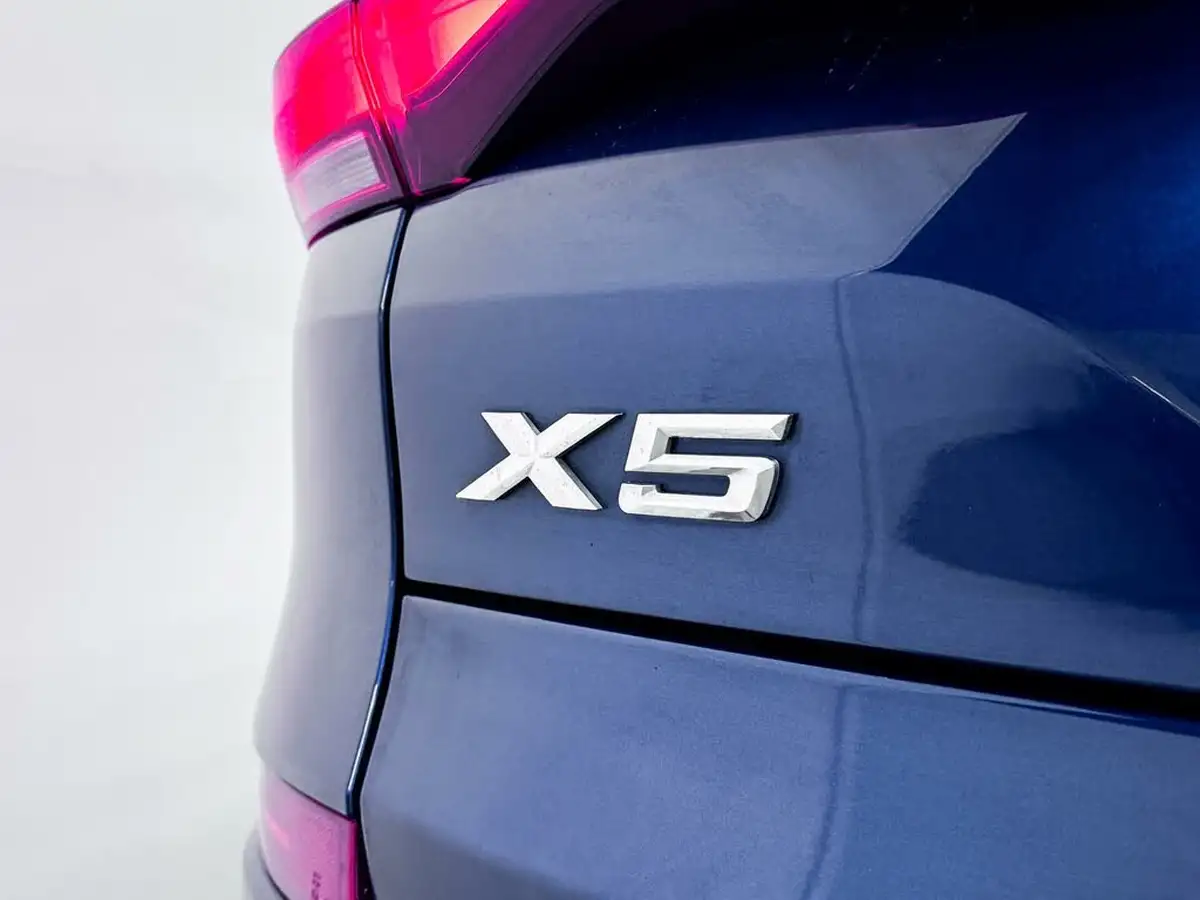 2022-bmw-x5-30-xdrive-45e-m-sport-394bhp-big-13