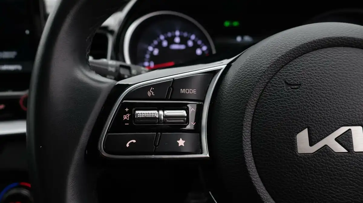 2022-kia-ceed-15-t-gdi-3-sportswagon-big-24