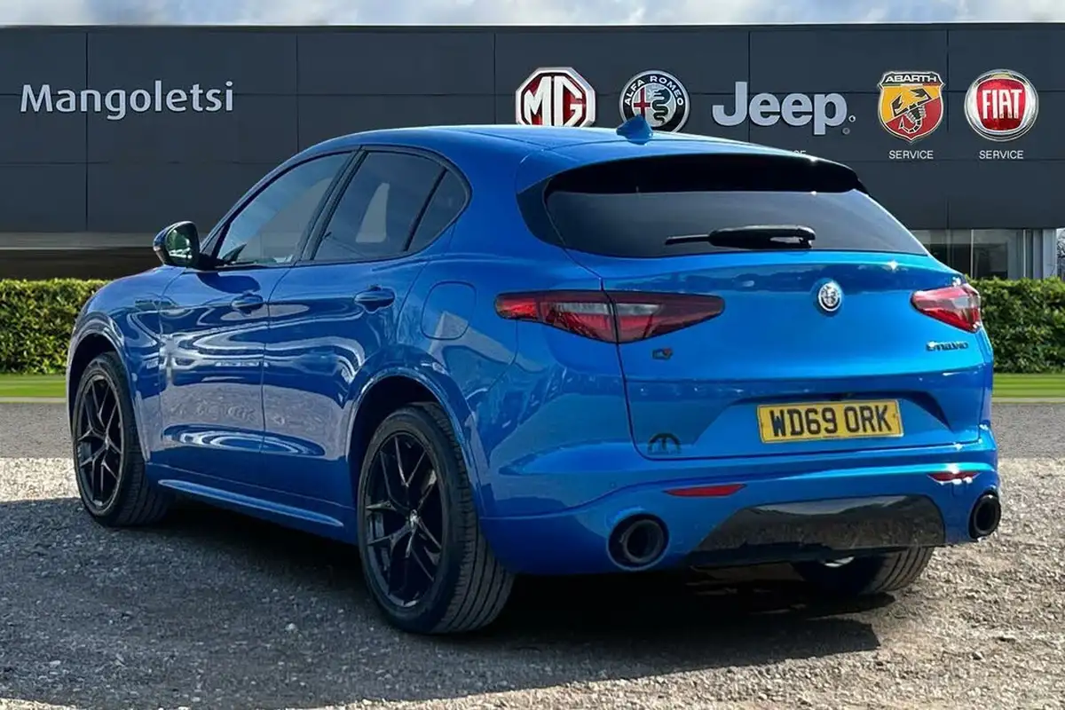 2020-alfa-romeo-stelvio-20-veloce-big-2