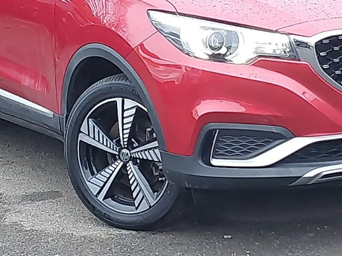 2019-mg-zs-suv-e-exclusive-ev-big-8