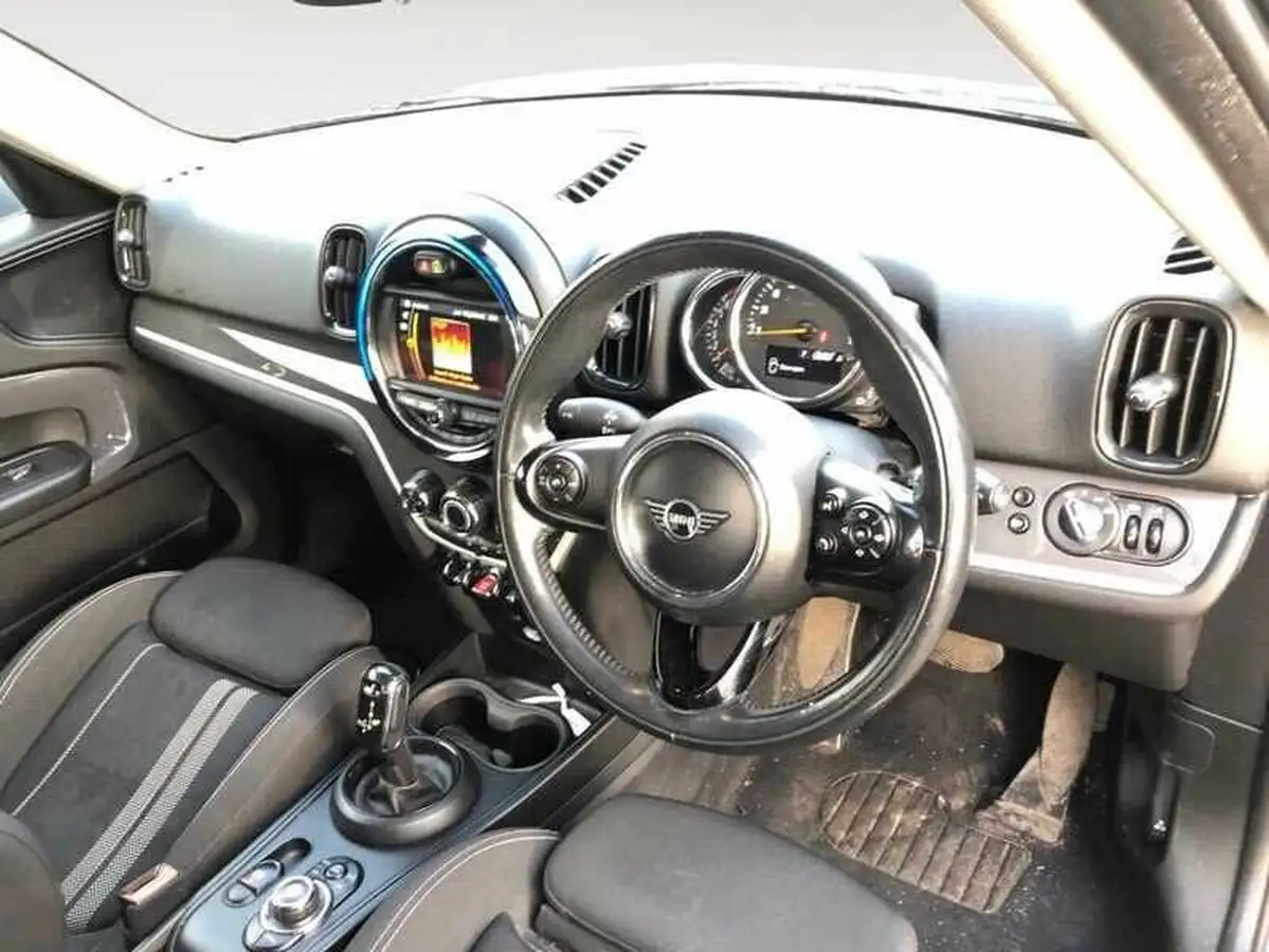 2019-mini-countryman-20-cooper-s-classic-auto-big-4