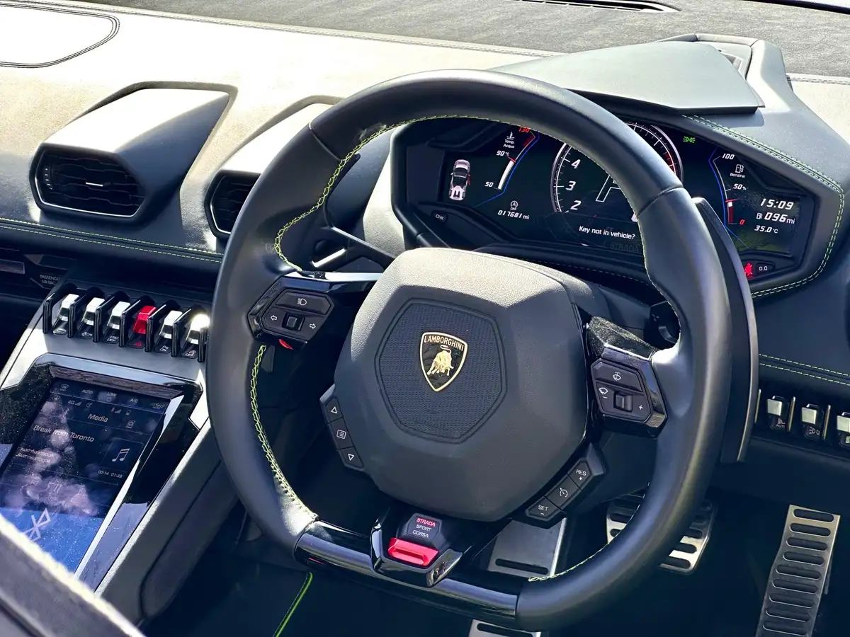 2021-lamborghini-huracan-52-evo-640ps-4wd-spyder-big-37