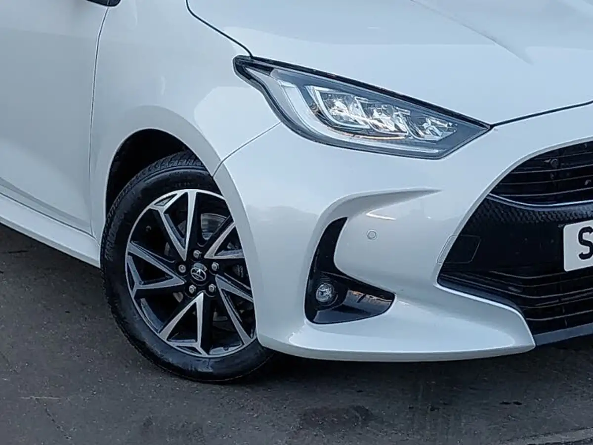 2022-toyota-yaris-15-vvt-i-design-big-8
