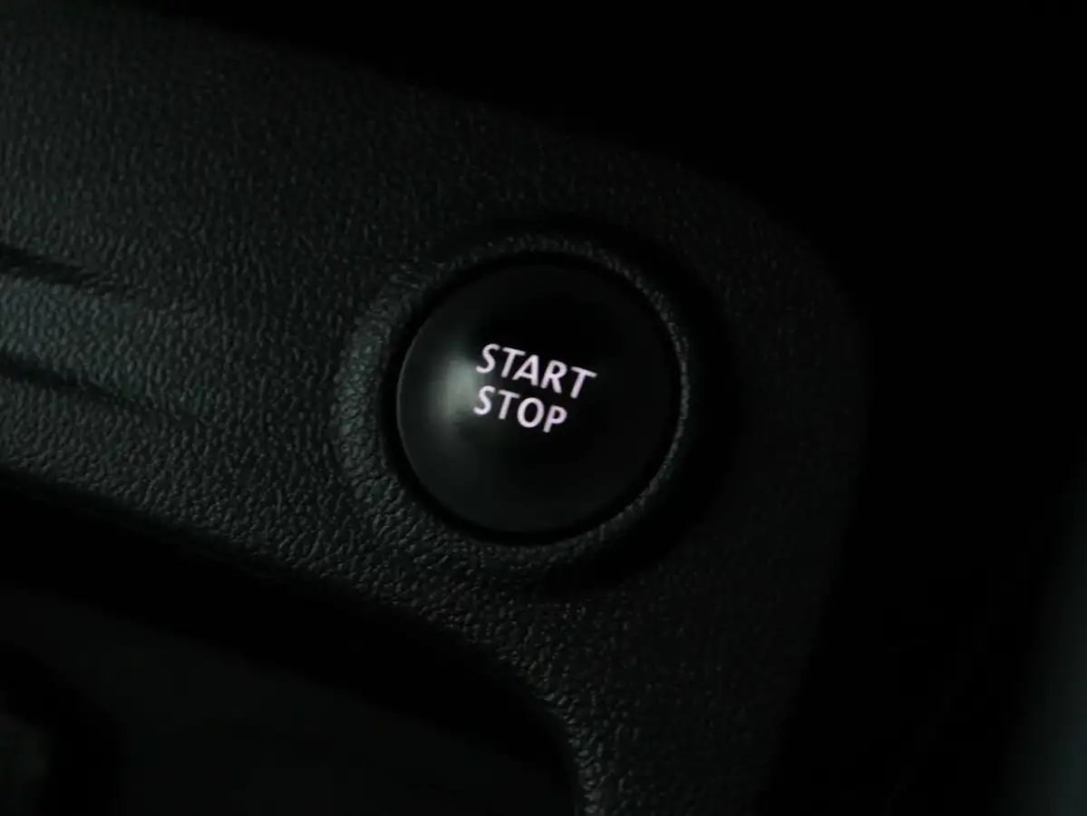 2019-renault-captur-13-tce-iconic-130bhp-ss-big-24