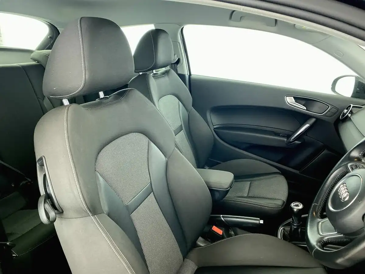2015-audi-a1-14-sport-125ps-ss-hatchback-3d-1395cc-big-13