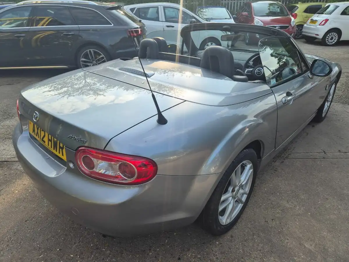 2012-mazda-mx-5-18-roadster-se-126ps-big-6