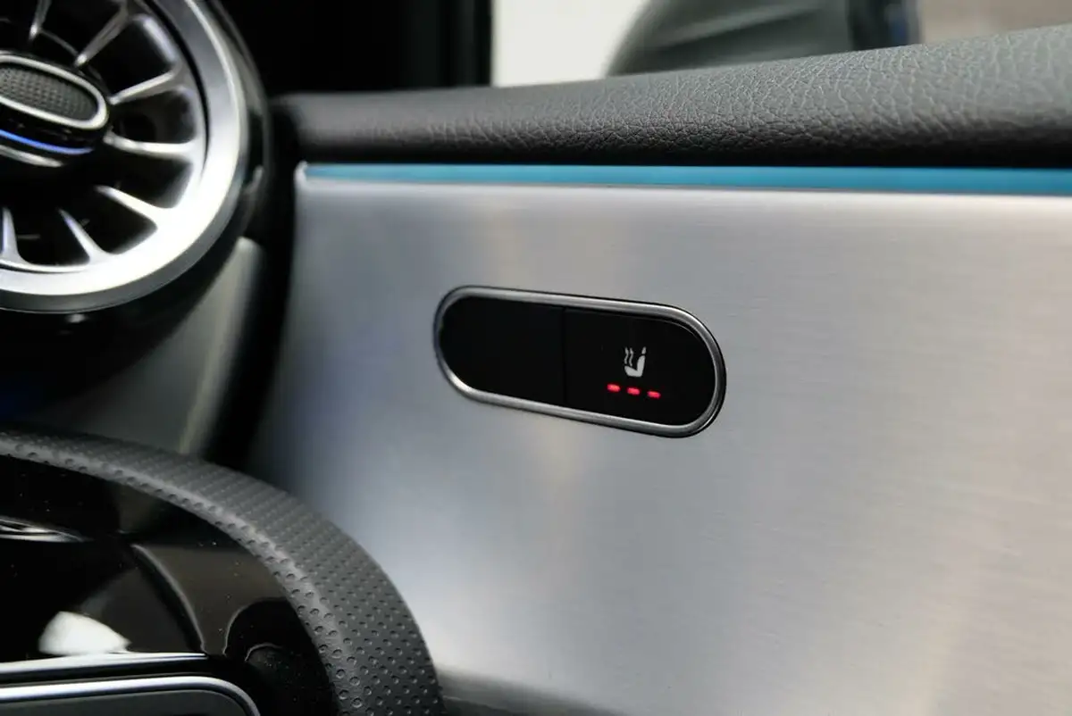 2023-mercedes-benz-a-class-big-25