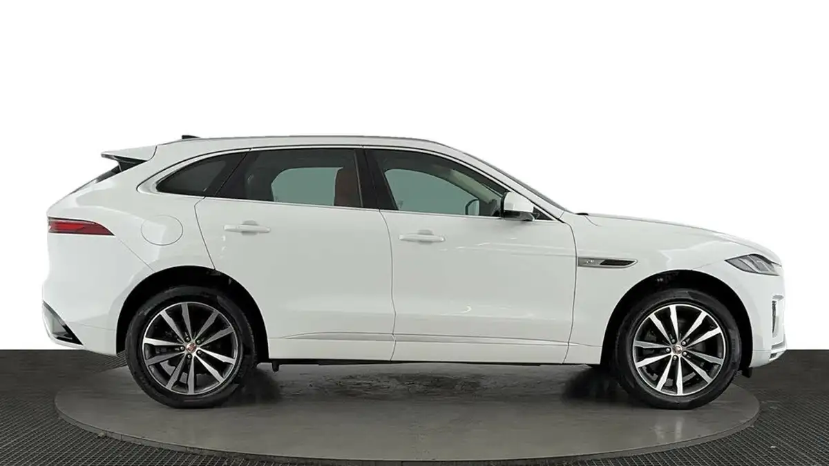 2022-jaguar-f-pace-20-p400e-r-dynamic-se-big-2