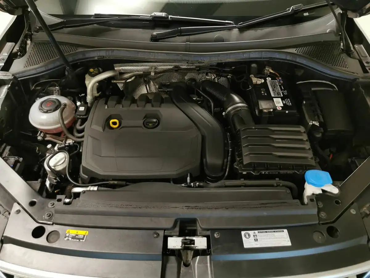 2020-volkswagen-tiguan-allspace-20bitdi-sel-big-33