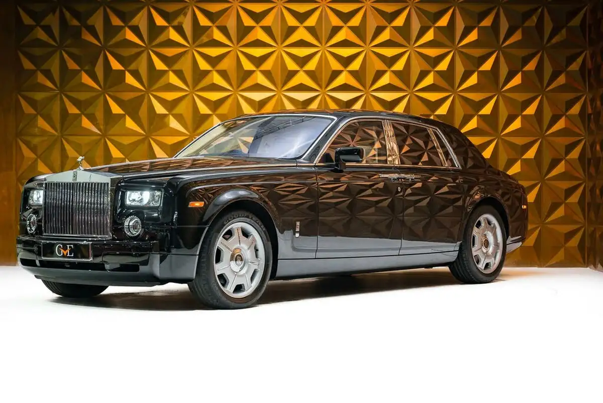 2007-rolls-royce-phantom-67-limousine-4d-big-2