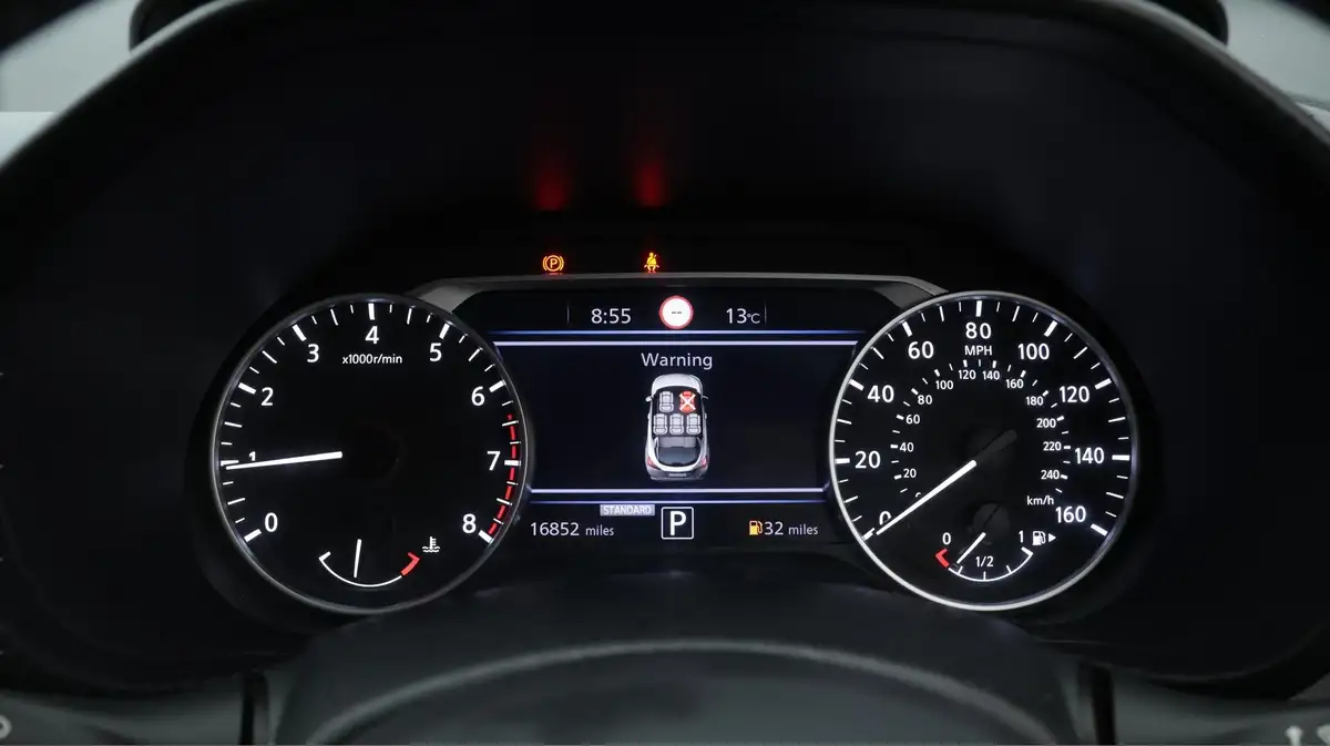 2020-nissan-juke-10-dig-t-n-connecta-117ps-dct-big-10