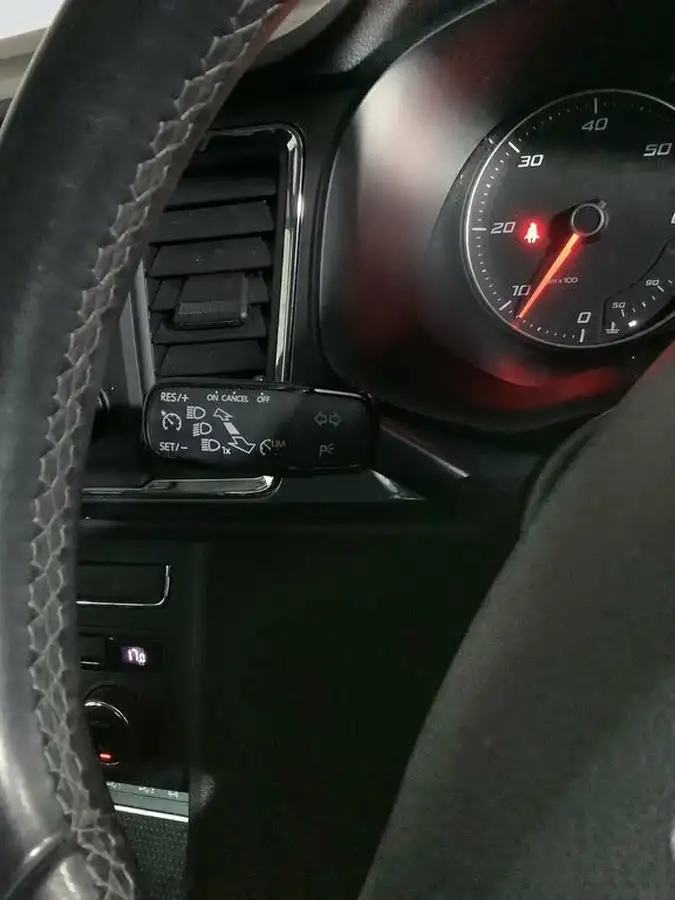 2017-seat-ateca-16tdi-se-technology-big-14