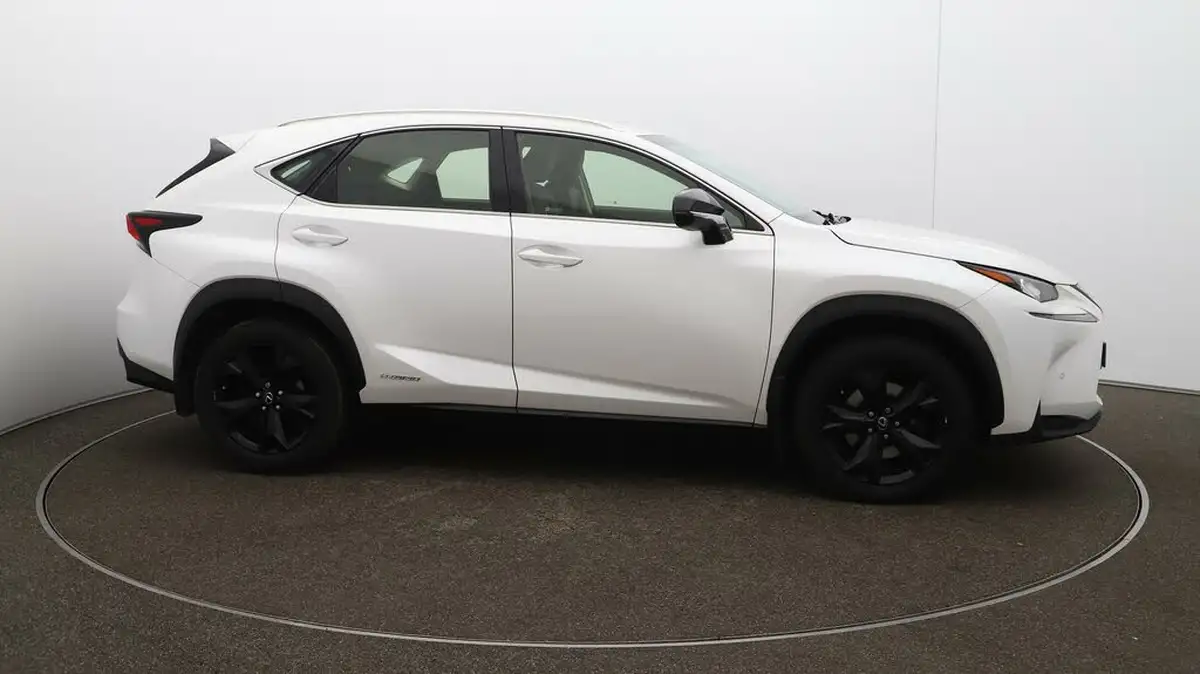 2017-lexus-nx-300h-25-sport-big-38