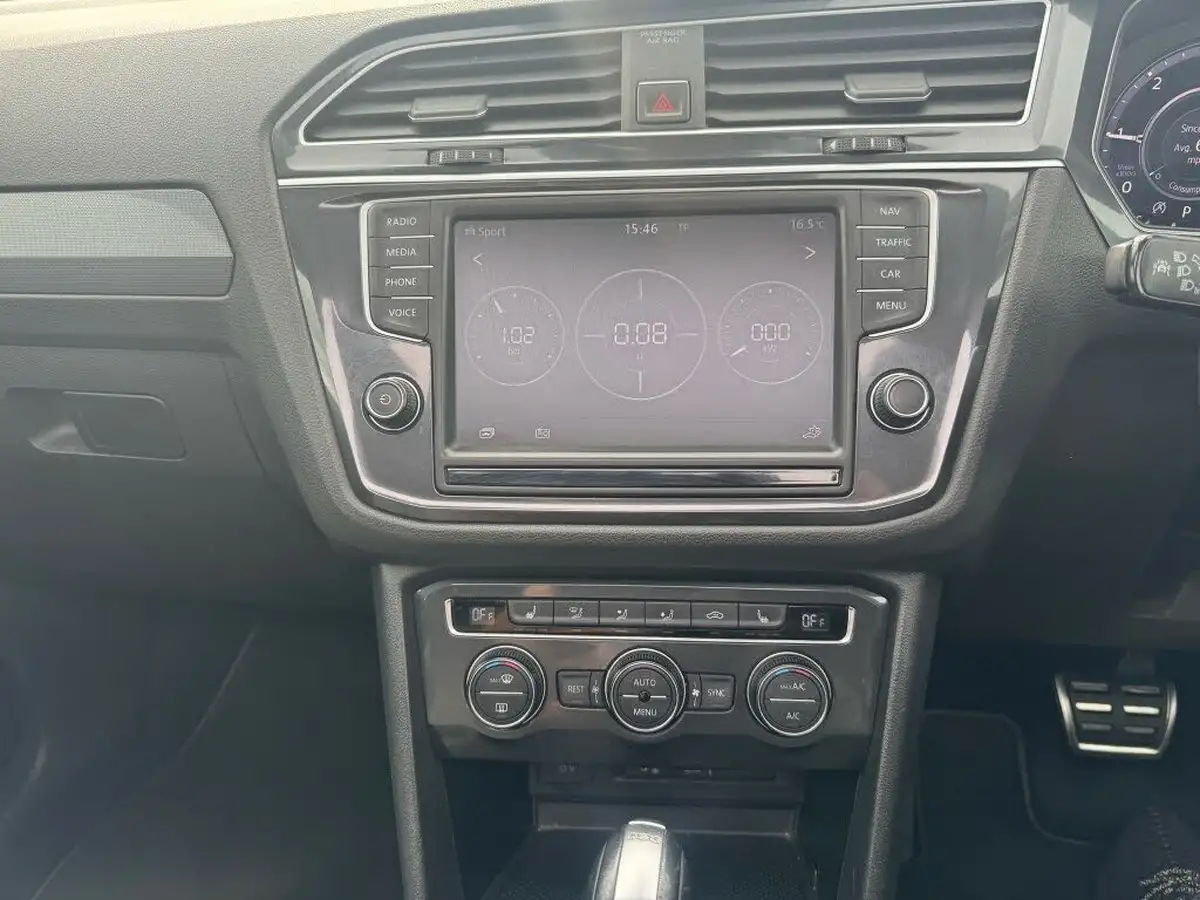 2016-volkswagen-tiguan-big-10