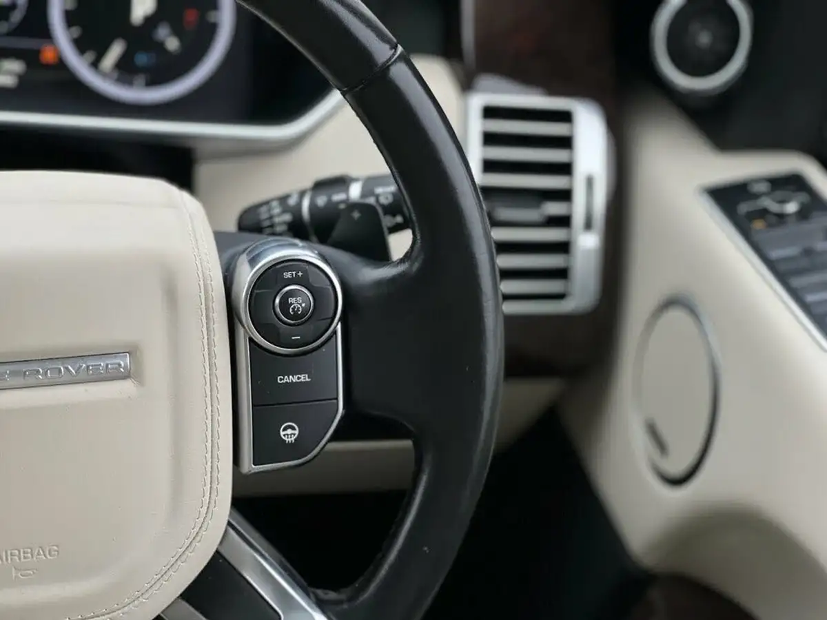 2017-land-rover-range-rover-30tdv6-vogue-se-258bhp-awd-big-19