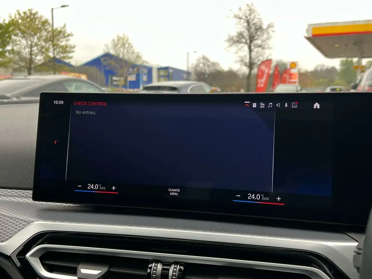 2024-bmw-3-series-20-320i-m-sport-touring-5d-big-45