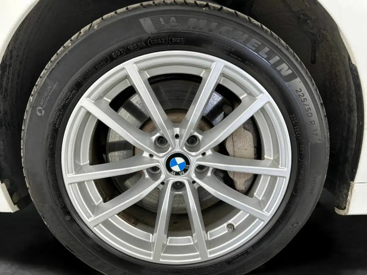 2021-bmw-3-series-20-330e-se-pro-saloon-4d-big-11