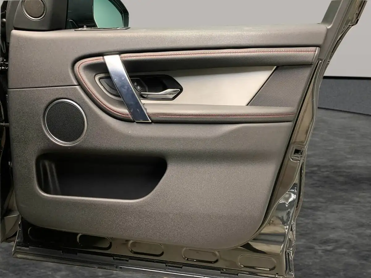2022-land-rover-discovery-sport-15-p300e-urban-edition-big-27