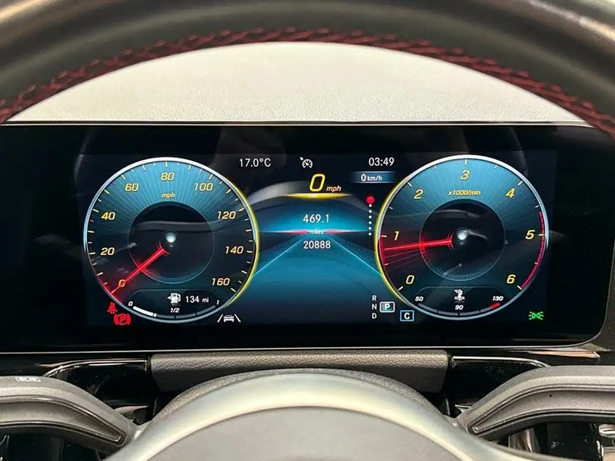 2021-mercedes-benz-gla-class-20d-gla-220d-amg-line-premium-plus-big-16