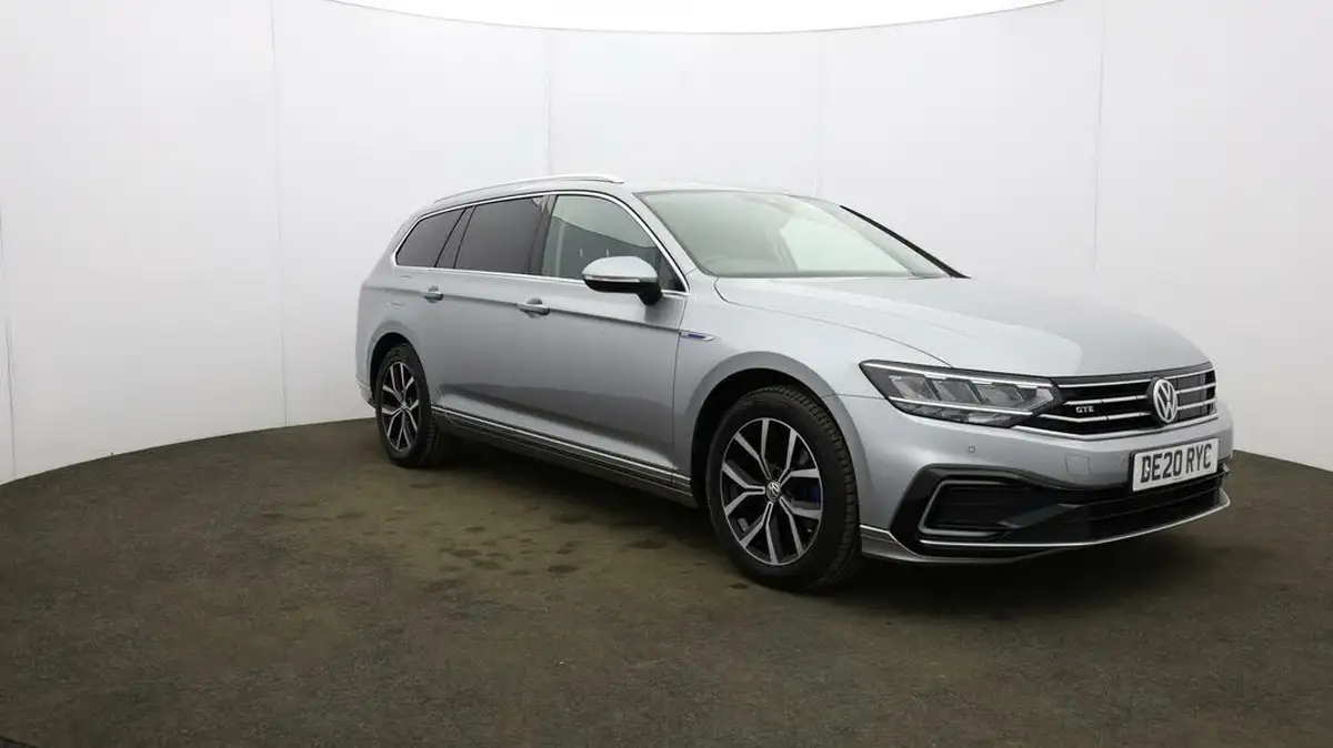 2020-volkswagen-passat-14-tsi-gte-estate-5d-big-38