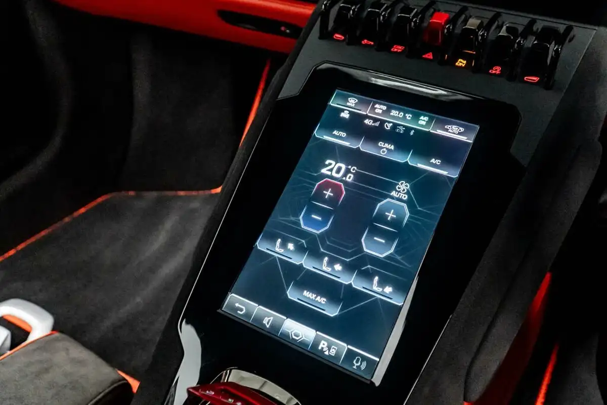 2023-lamborghini-huracan-52-tecnica-big-29