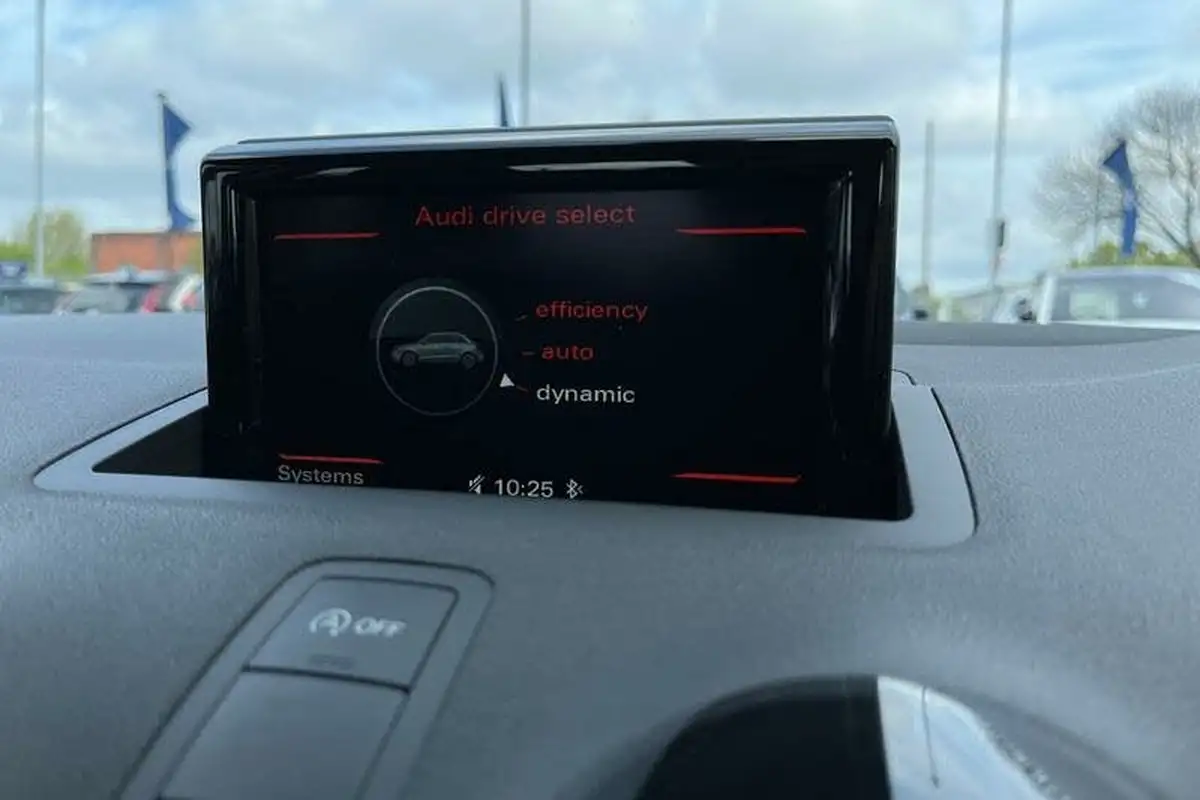 2018-audi-a1-14-tfsi-sport-nav-hatchback-3d-big-27