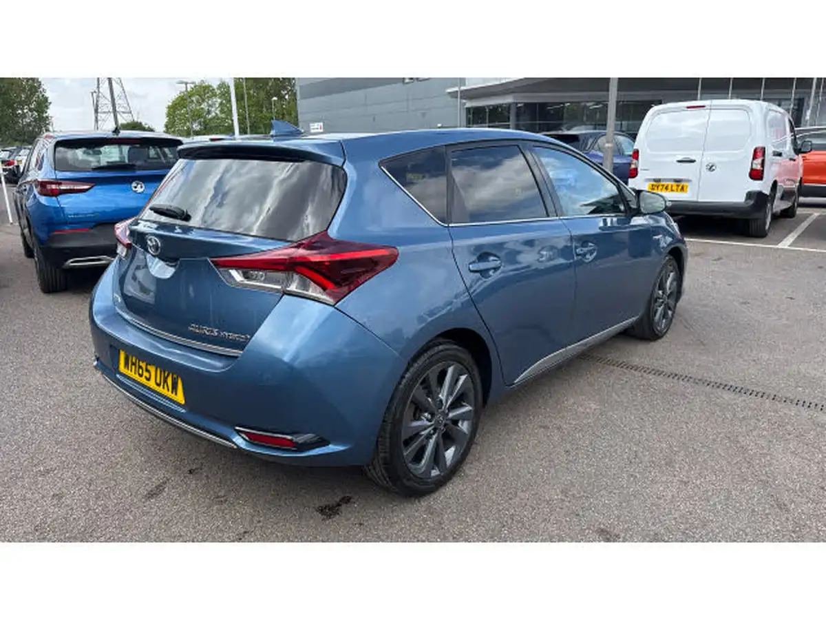 2015-toyota-auris-18-vvt-i-hsd-excel-hatchback-cvt-big-20