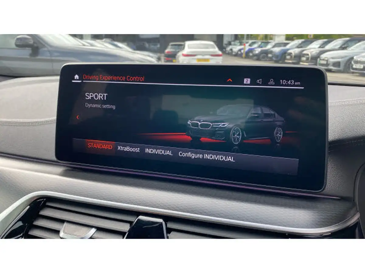 2022-bmw-5-series-20-530e-m-sport-saloon-4d-big-33