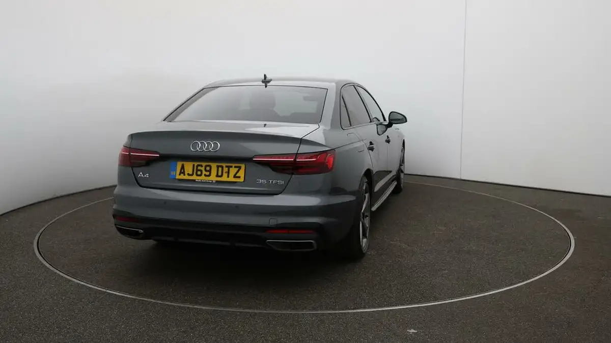 2020-audi-a4-20-35-tfsi-black-edition-s-tronic-big-50