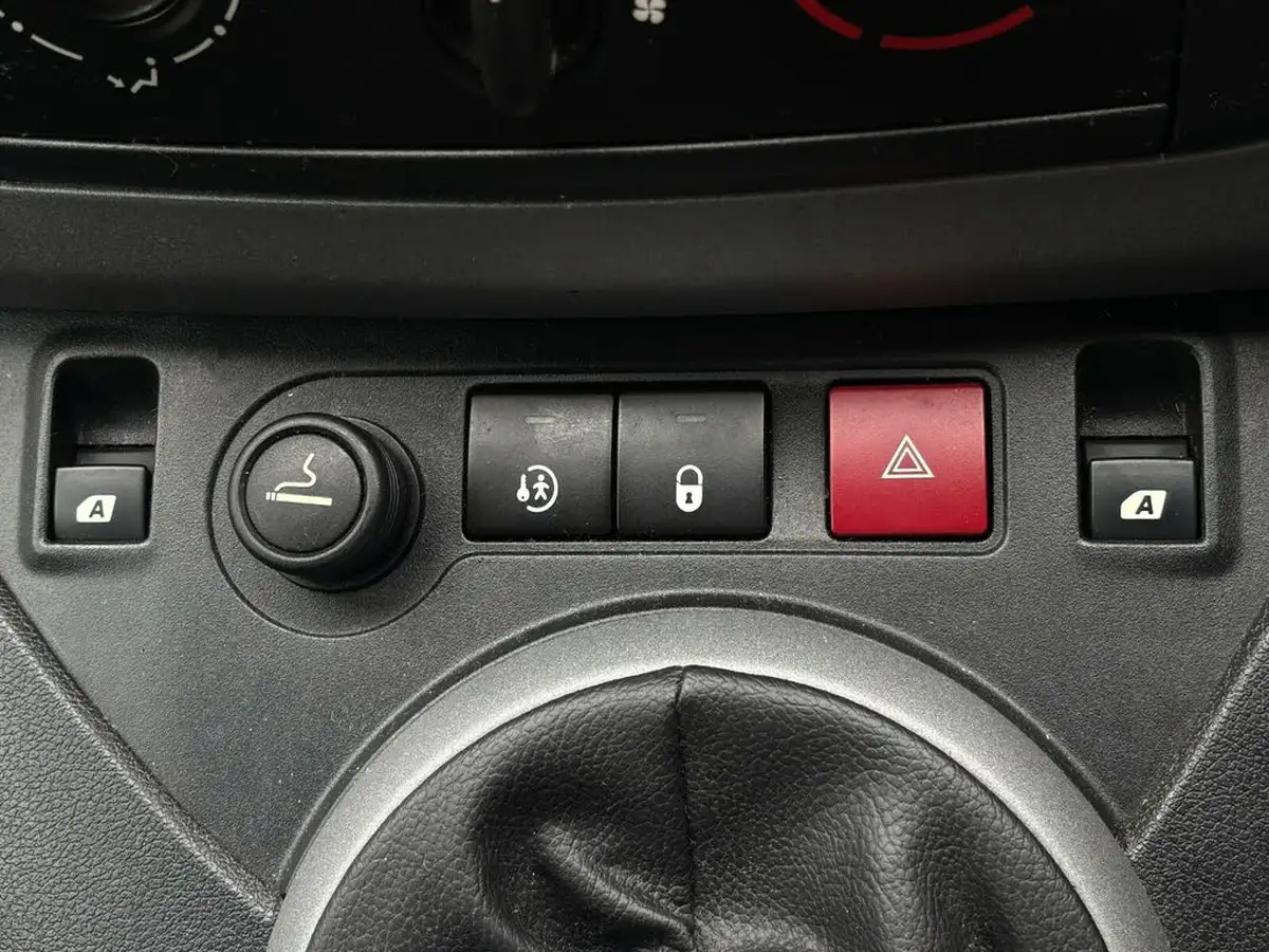 2016-citroen-berlingo-16bluehdi-multispace-feel-edition-100ps-big-25