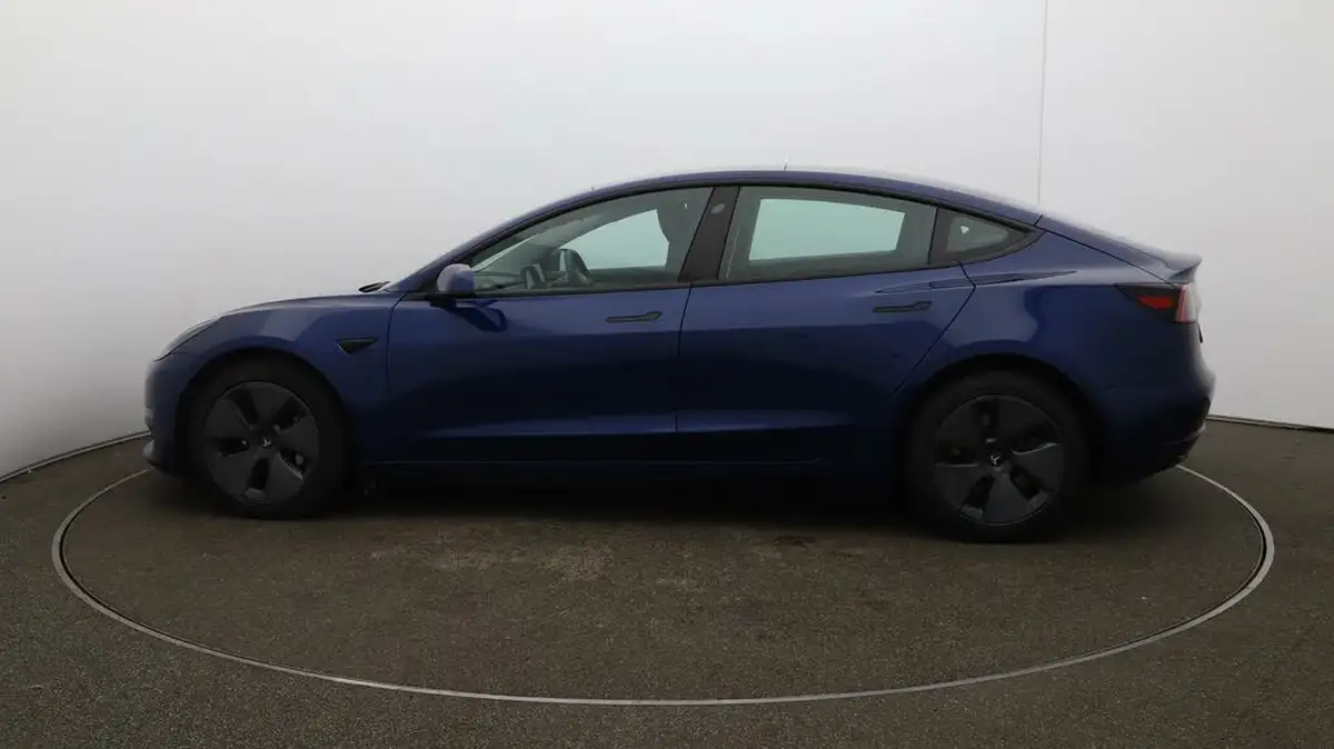 2021-tesla-model-3-e-long-range-awd-big-56