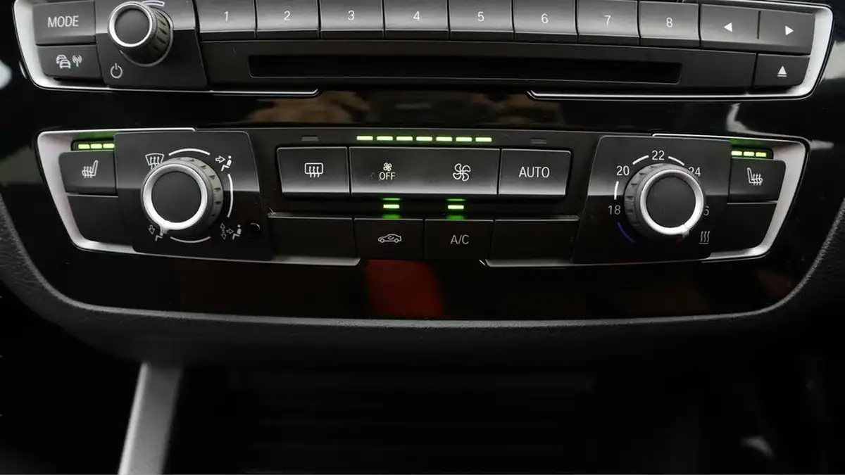 2019-bmw-1-series-15-118i-m-sport-shadow-edition-5d-auto-big-11
