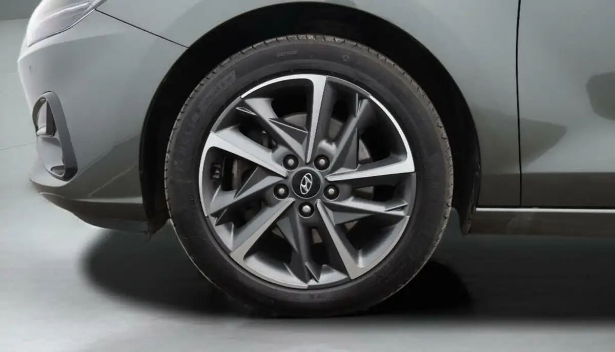 2022-hyundai-i30-10-t-gdi-premium-tourer-big-18