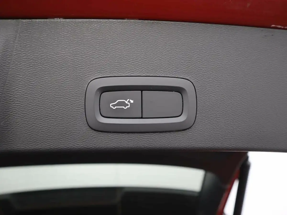 2021-volvo-xc40-15-t3-r-design-161bhp-auto-big-7