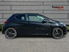 2018-peugeot-208-12-puretech-black-edition-small-10