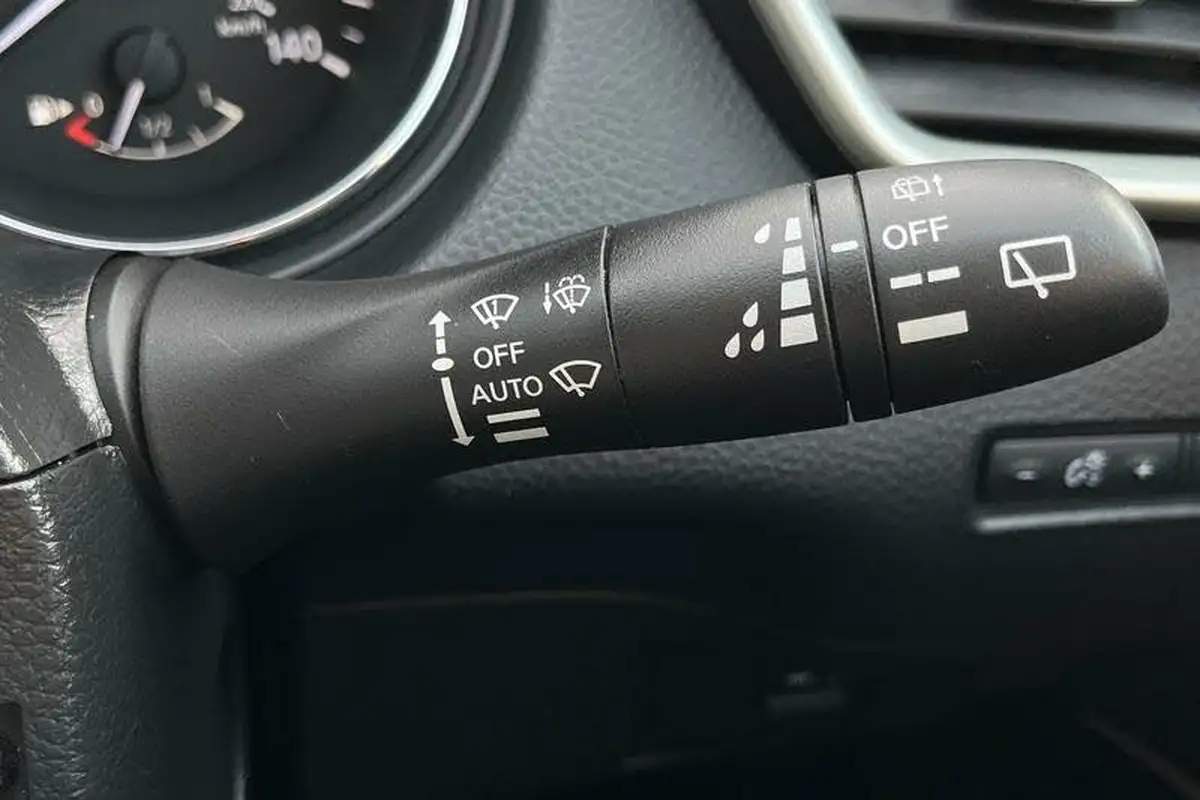 2016-nissan-qashqai-15dci-n-connecta-big-14