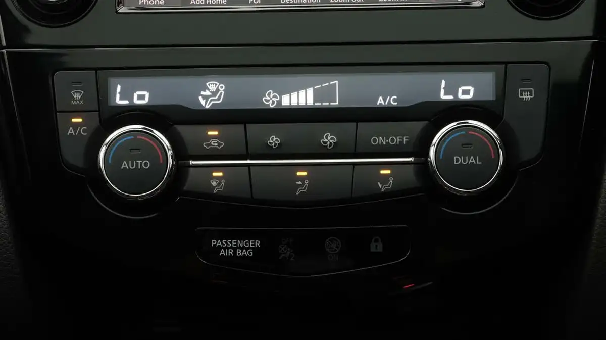 2019-nissan-qashqai-13-dig-t-n-motion-140ps-big-12