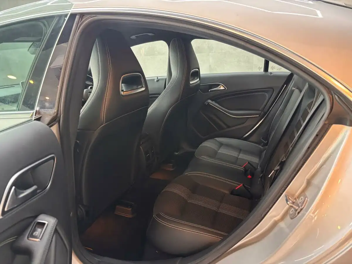 2018-mercedes-benz-cla-16-cla-180-sport-coupe-4d-7g-dct-big-18