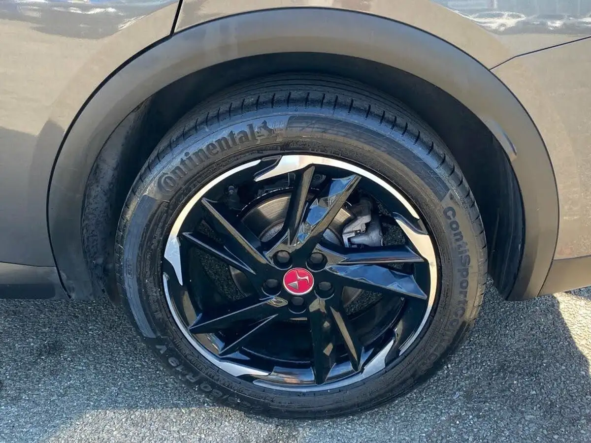 2021-ds-ds-7-crossback-16-puretech-performance-line-225ps-big-42
