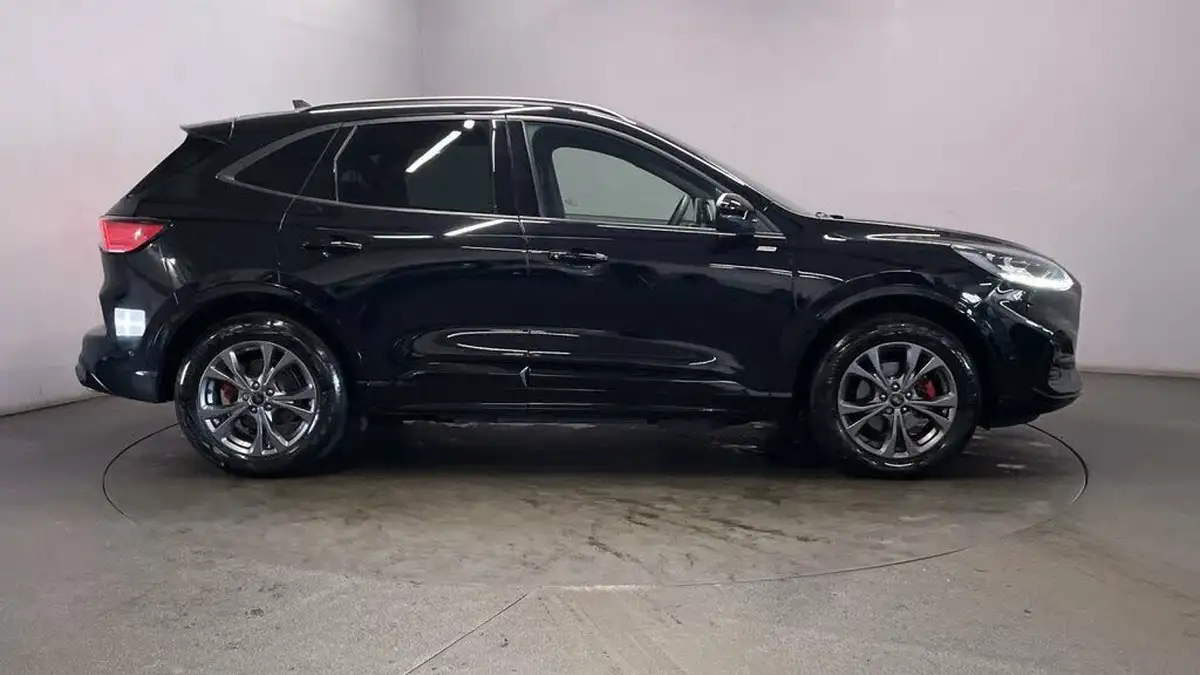 2022-ford-kuga-big-8