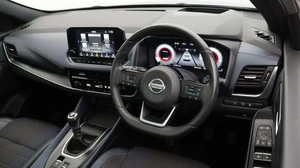 2022-nissan-qashqai-13-dig-t-tekna-140ps-big-9