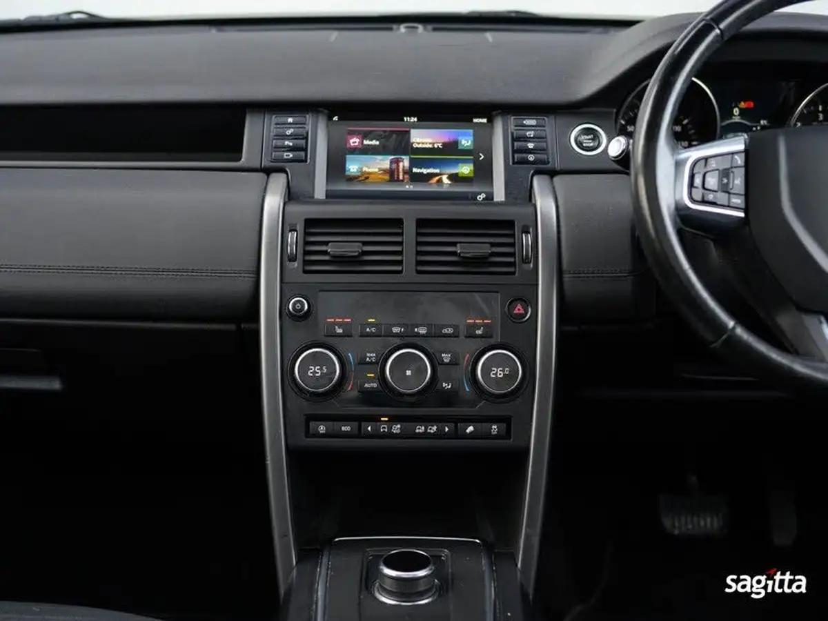 2019-land-rover-discovery-sport-20td4-landmark-big-21