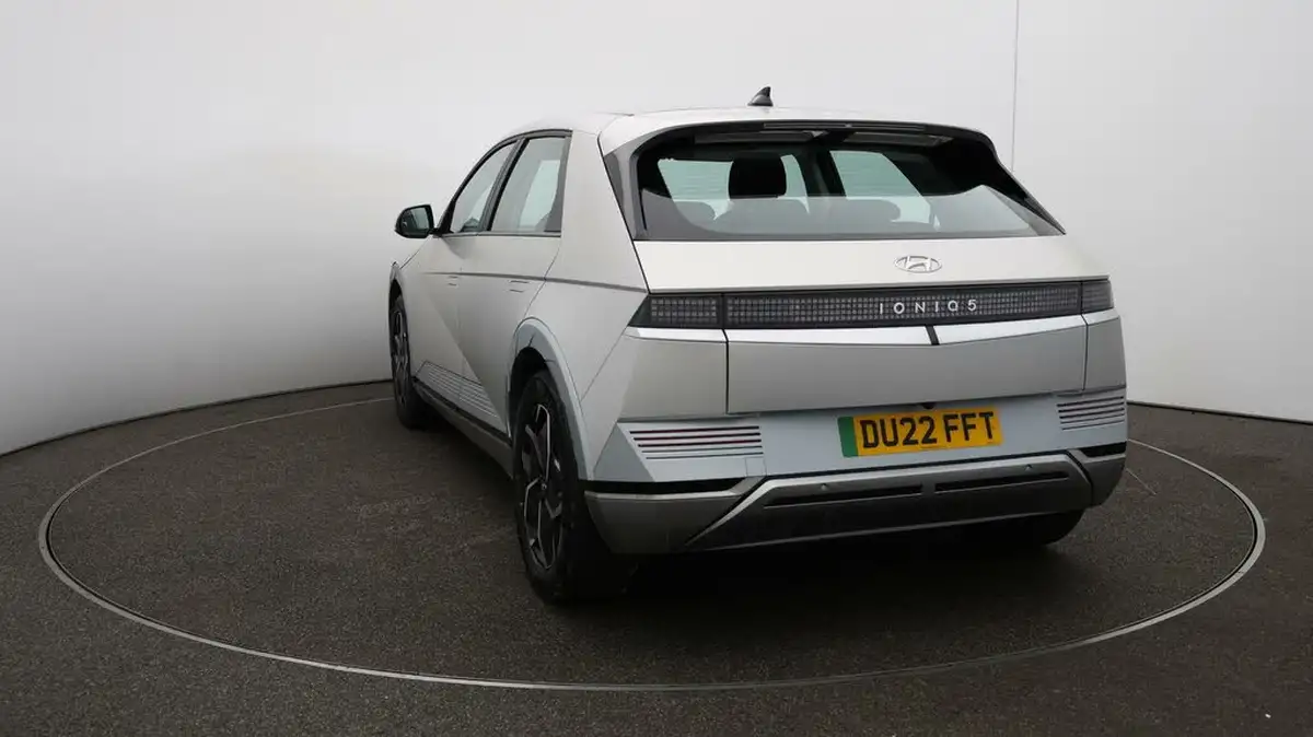 2022-hyundai-ioniq-5-e-premium-217ps-73kwh-rwd-big-51