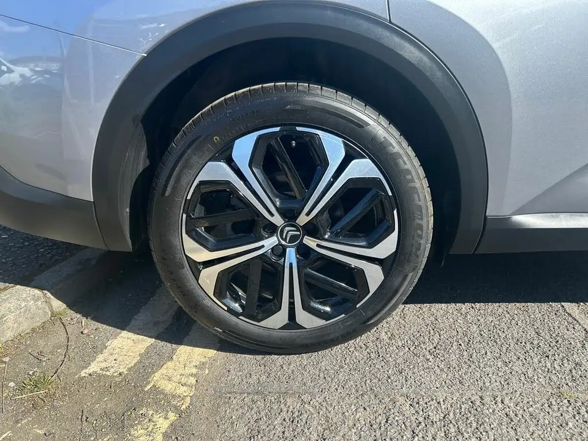 2023-citroen-c5-x-12-puretech-shine-big-6