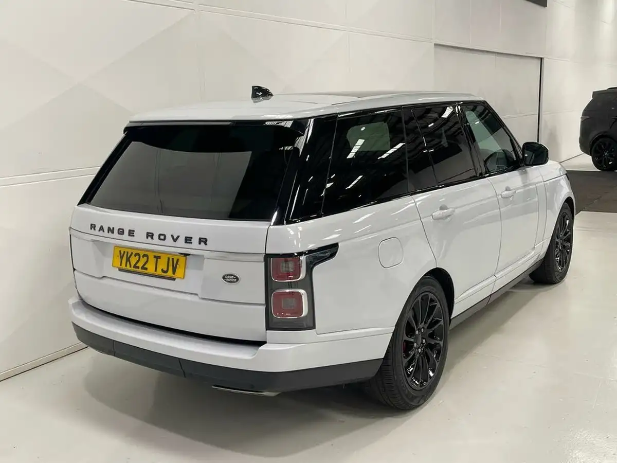 2022-land-rover-range-rover-30-d300-vogue-big-43