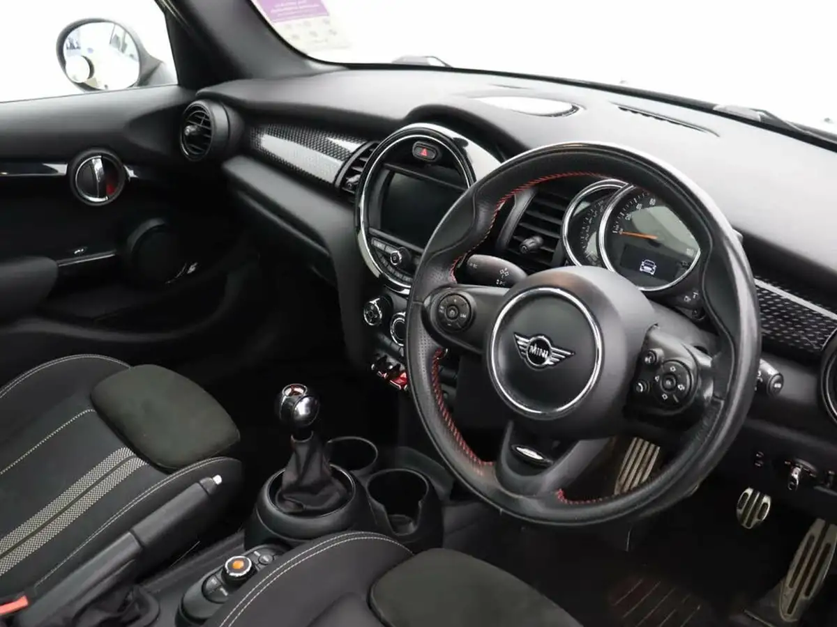 2019-mini-cooper-20-cooper-s-sport-189bhp-hatchback-5d-big-10