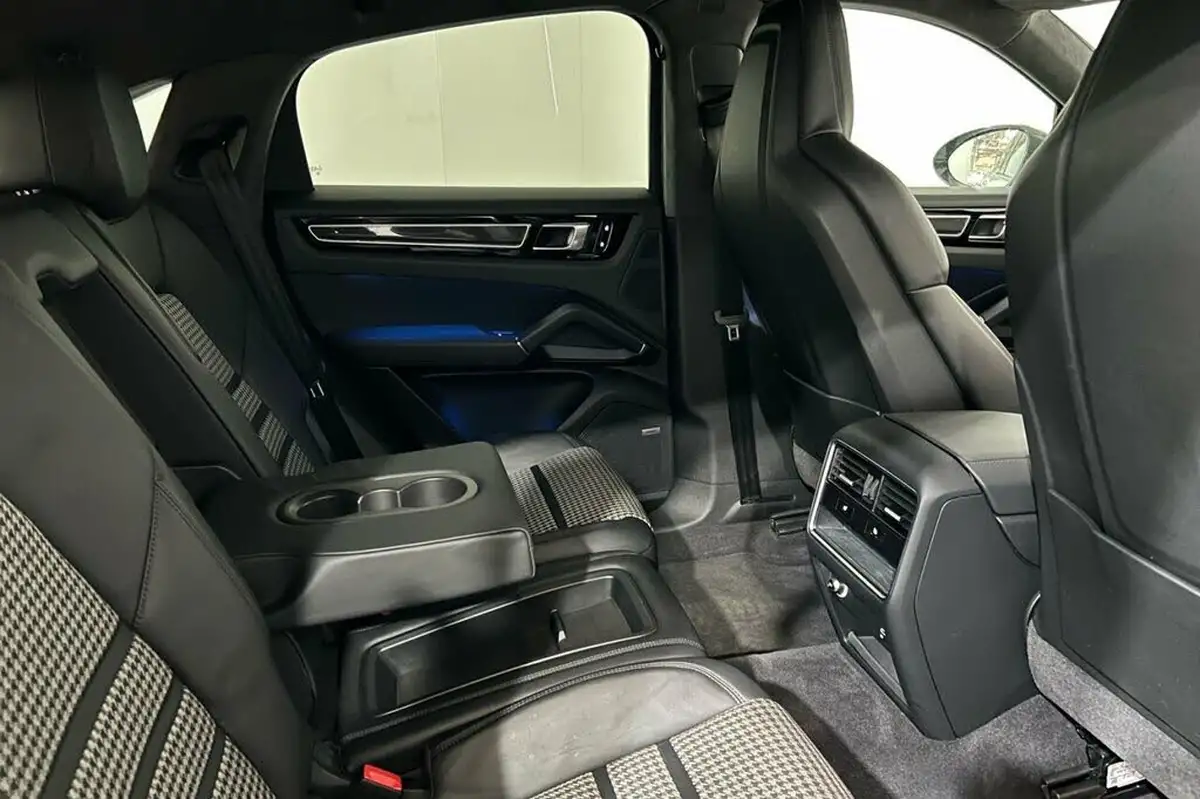 2020-porsche-cayenne-30-v6-e-hybrid-462ps-coupe-big-42