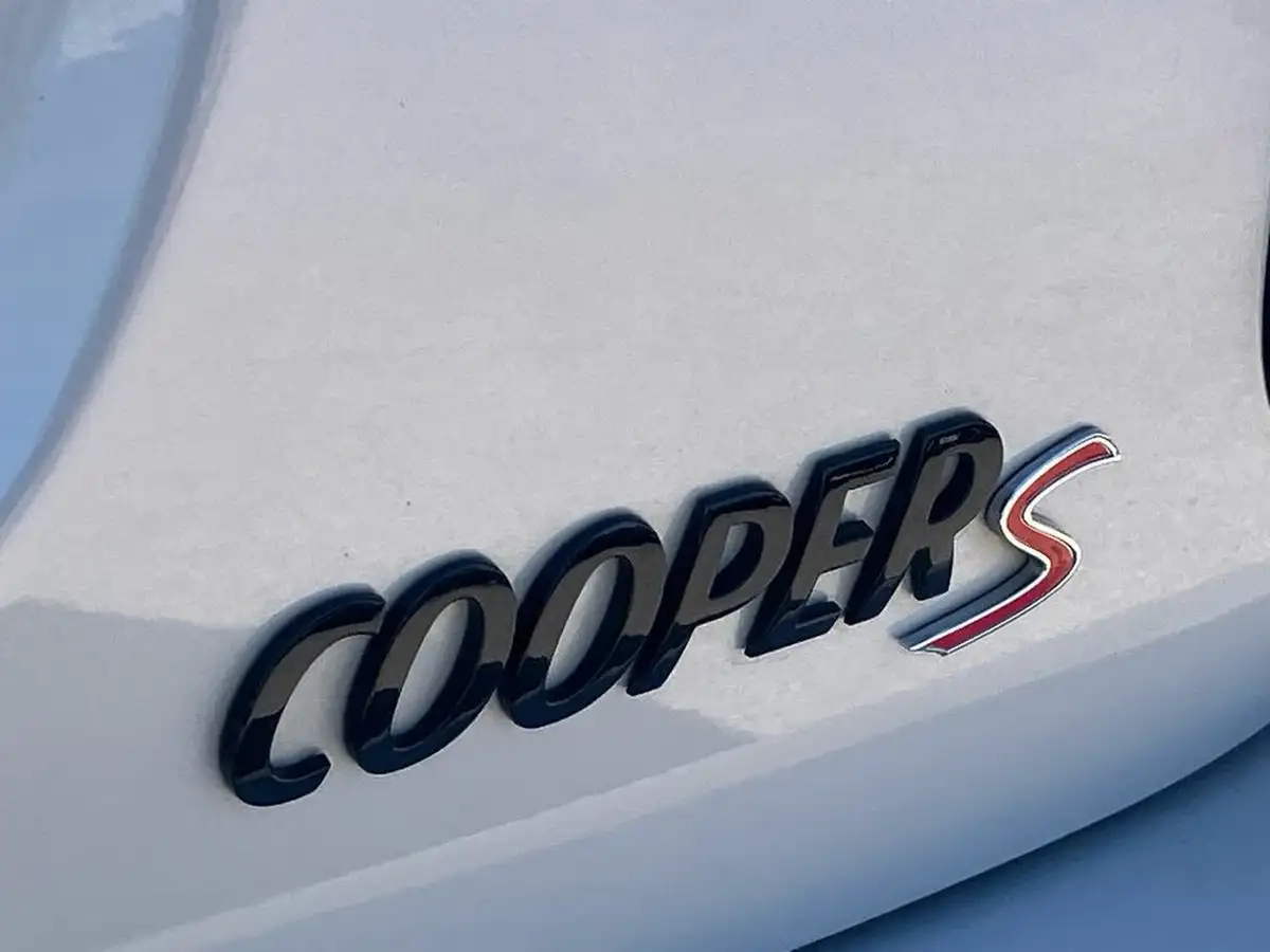 2021-mini-cooper-20-cooper-s-sport-hatchback-5d-big-21